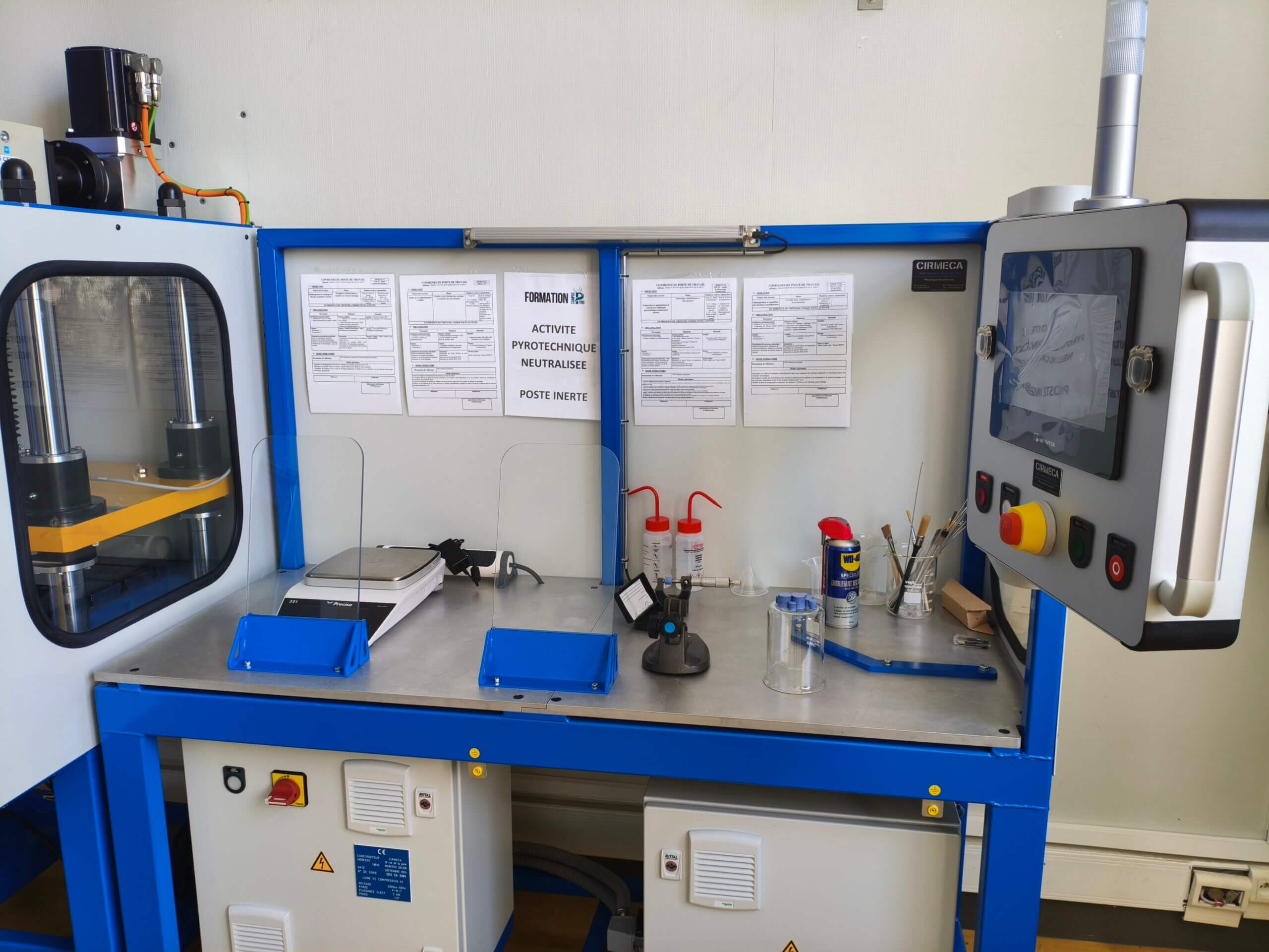 Formation Procédés de fabrication par compression